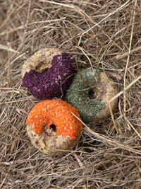 Natural Donuts – natūralios spurgos žirgams su morkomis arba žolelėmis, 1 vnt