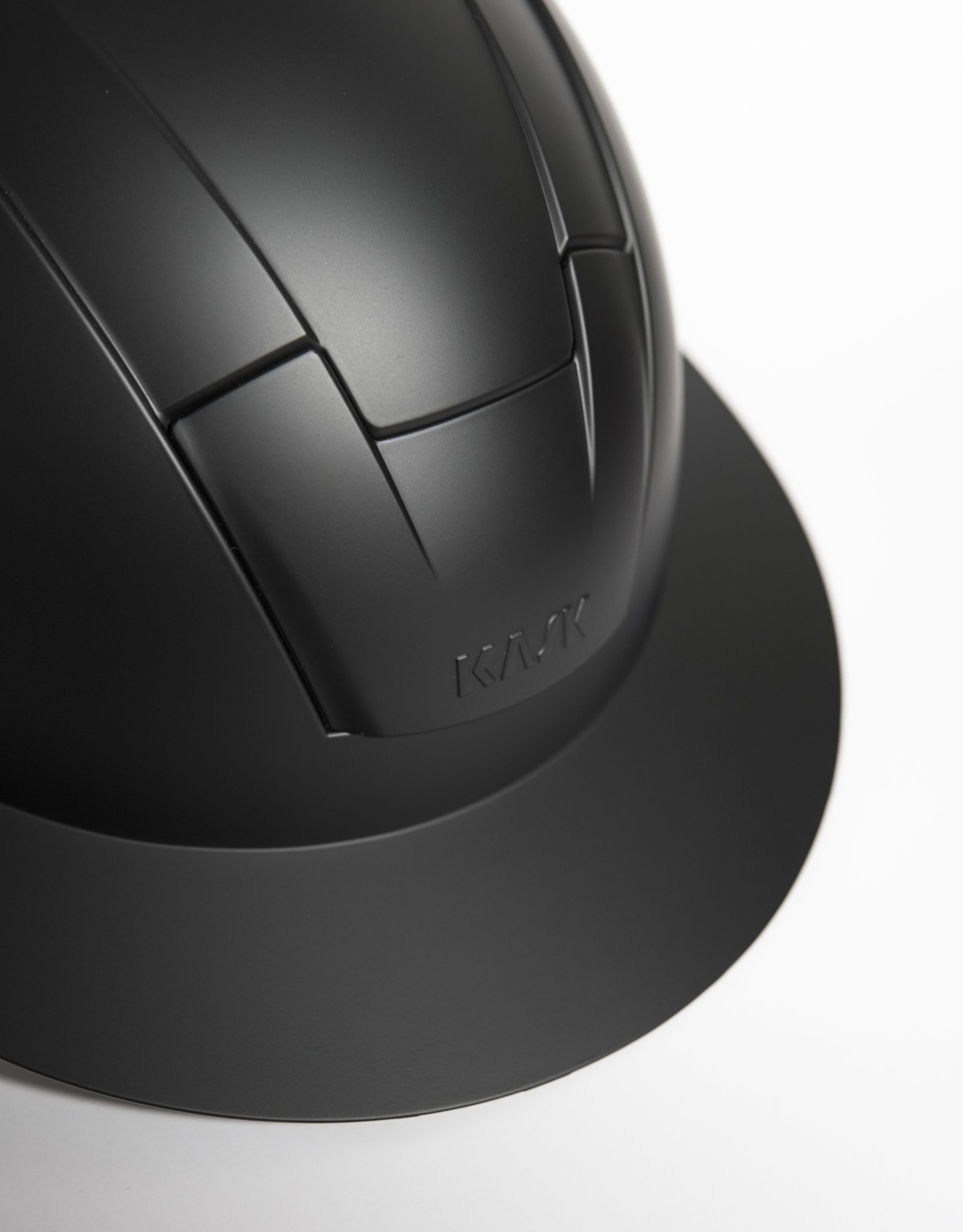 Kooki Lady jojimo šalmas