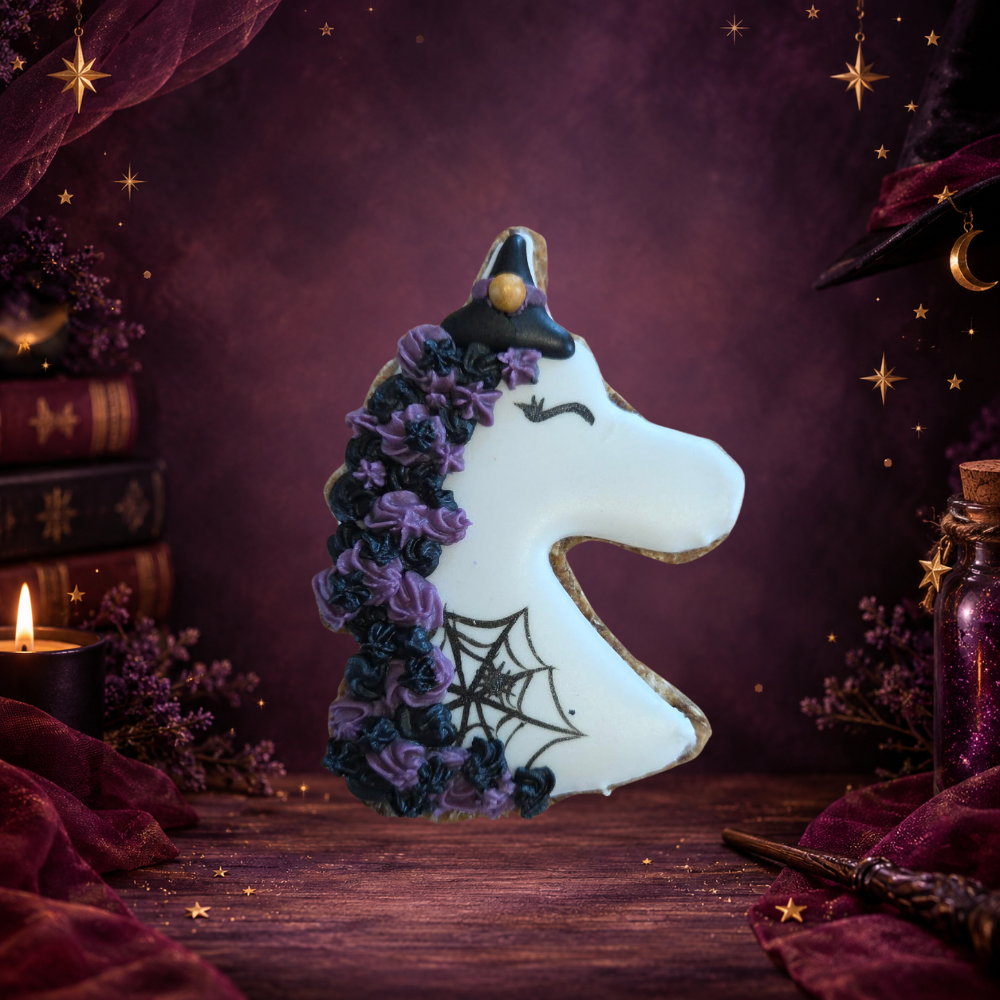 Halloween Unicorn – rankų darbo vienaragio formos skanėstas žirgui