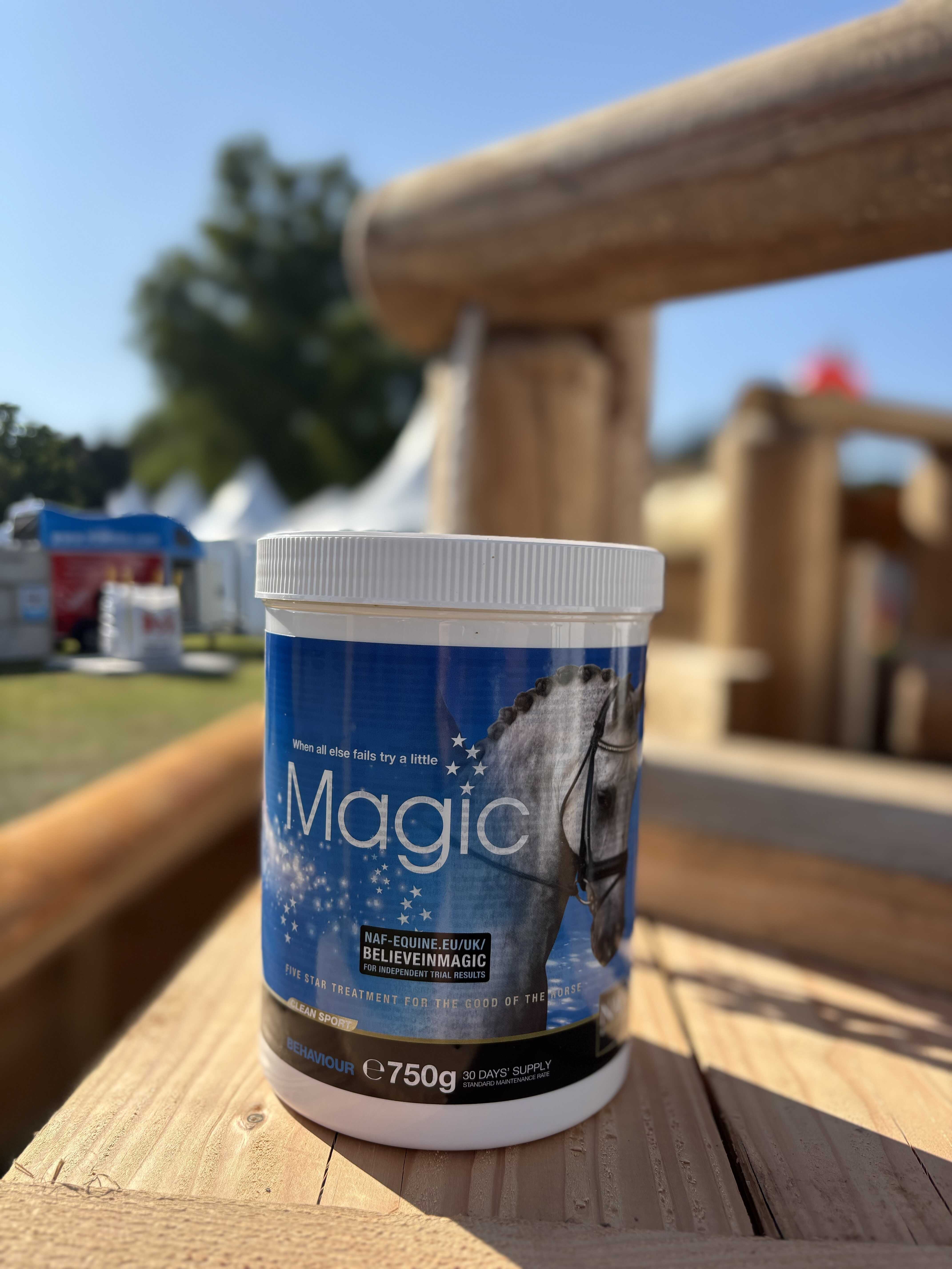 NAF Magic Powder – raminantis papildas žirgams