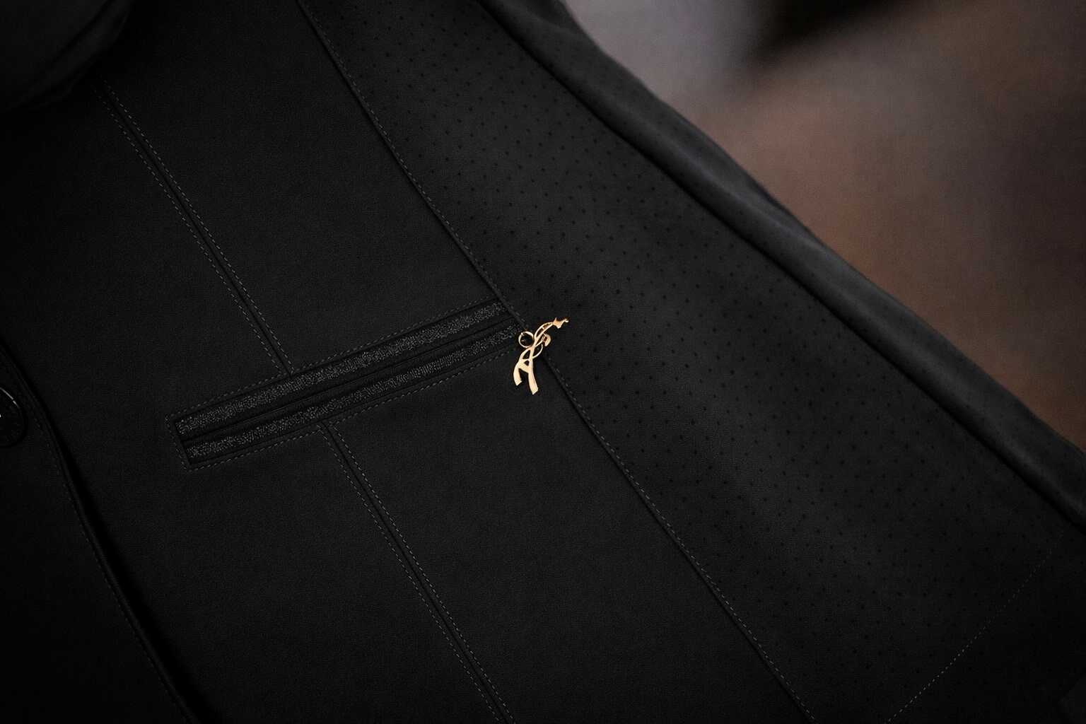 Penelope “Calistrass” jojimo švarkas varžyboms tinka ir airgag liemenėms